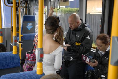Bus: multe fino a 200 euro per chi è senza biglietto